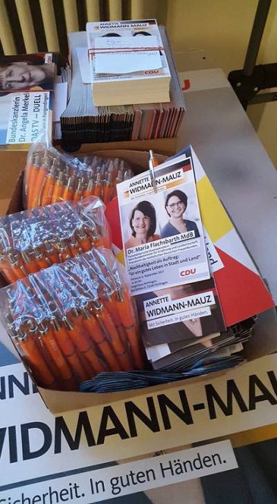 Das Werbematerial ist da!