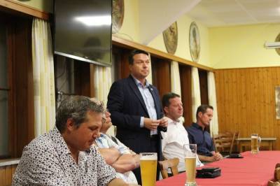 Landtagsabgeordneter Hailfinger erlutert die aktuelle Stimmung in Stuttgart